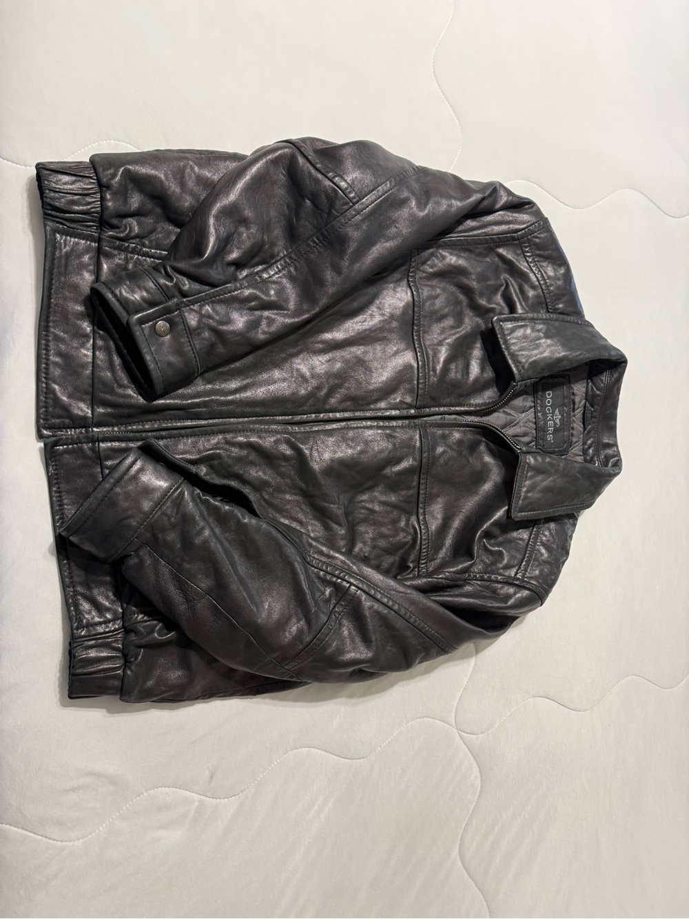 Dockers Black Leather Bomber Jacket with Snap Cuffs